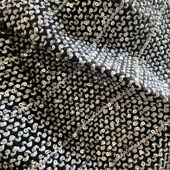 New! Designer skirt from Bloomingdale’s - Picture 9 of 9